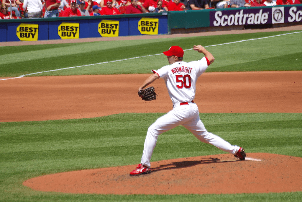 Adam Wainwright winding up to pitch